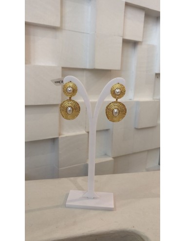 Earrings with pearls